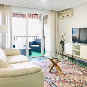 Center & Terrace By Ele Apartment
